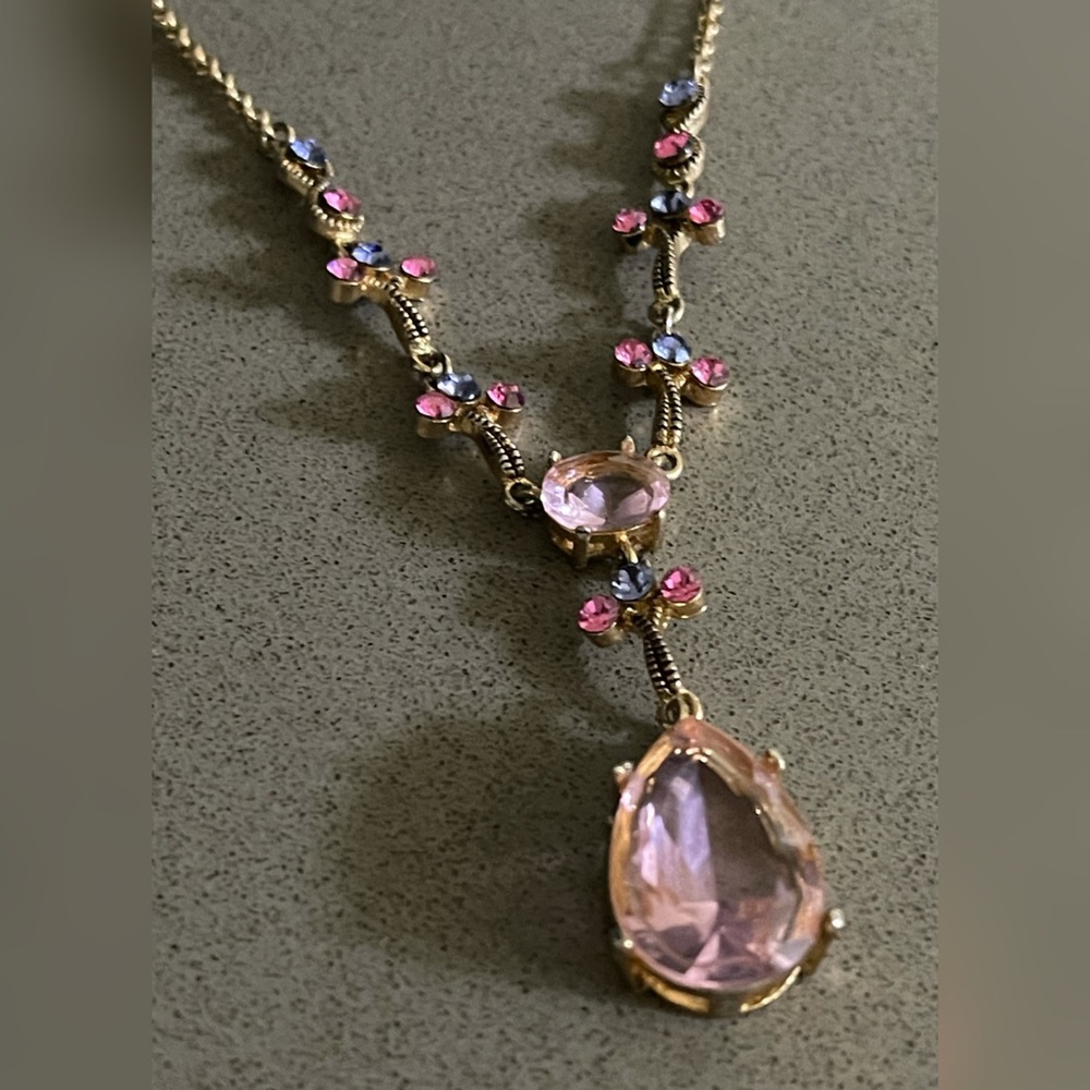 VCLM Pink Rhinestone Necklace - Picture 3 of 8